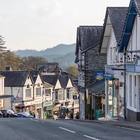 Luxury Pet-friendly 2 Bed Retreat In With Copper Roll-top Bath & Sun Terrace *