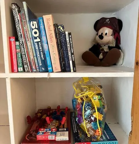 Luxury Pet-friendly 2 Bed Retreat In With Copper Roll-top Bath & Sun Terrace Bowness-on-Windermere