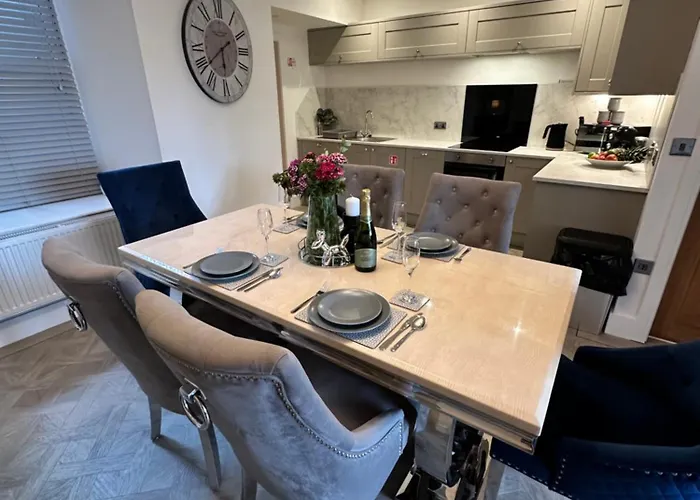 Luxury Pet-friendly 2 Bed Retreat In With Copper Roll-top Bath & Sun Terrace Apartamento Bowness-on-Windermere